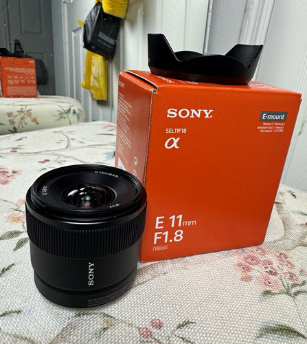 Sony sel11f18 11mm 1 8 - sony,